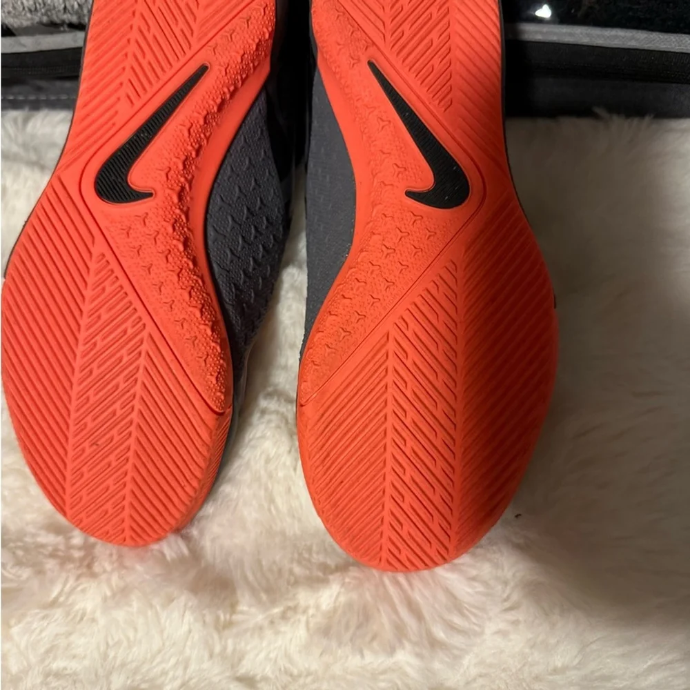 Nike like new